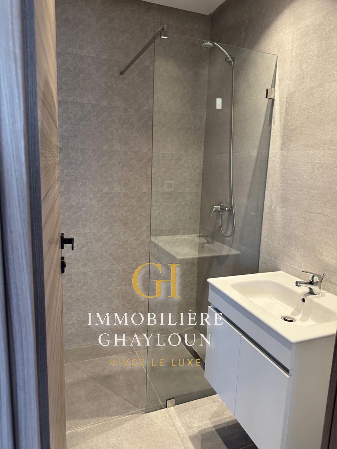 Ariana Ville Cite Ennasr 2 Location Appart. 2 pices Appartement haut standing ennaser