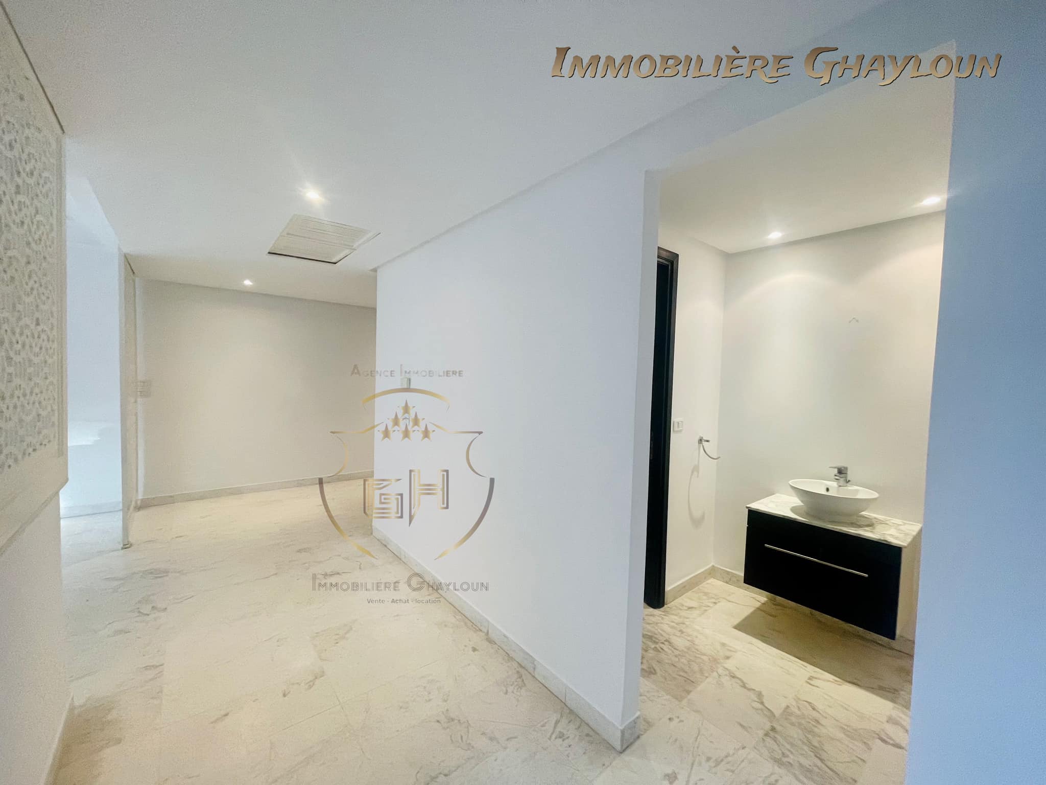 El Menzah El Menzah 9 Location Appart. 3 pices Appartement haut standing s3 menzah 9c