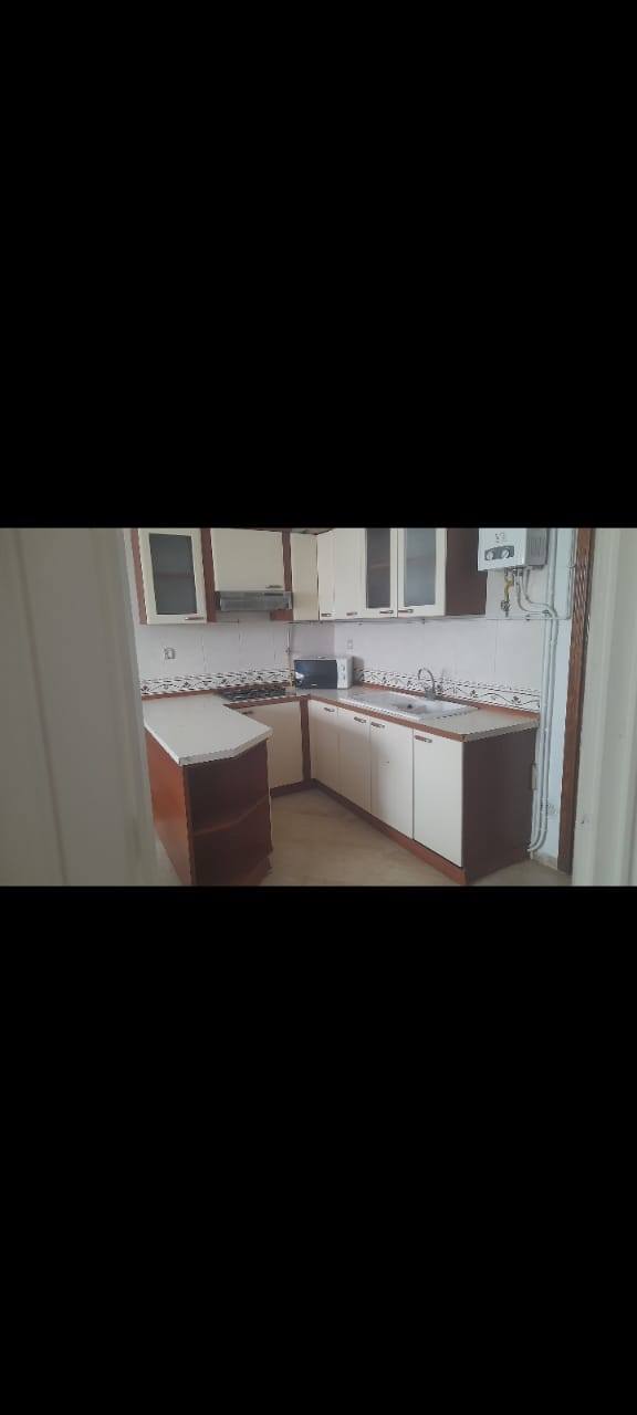Ariana Ville Cite Ennasr 2 Location Appart. 1 pice S1 meubl a  ennasser 2