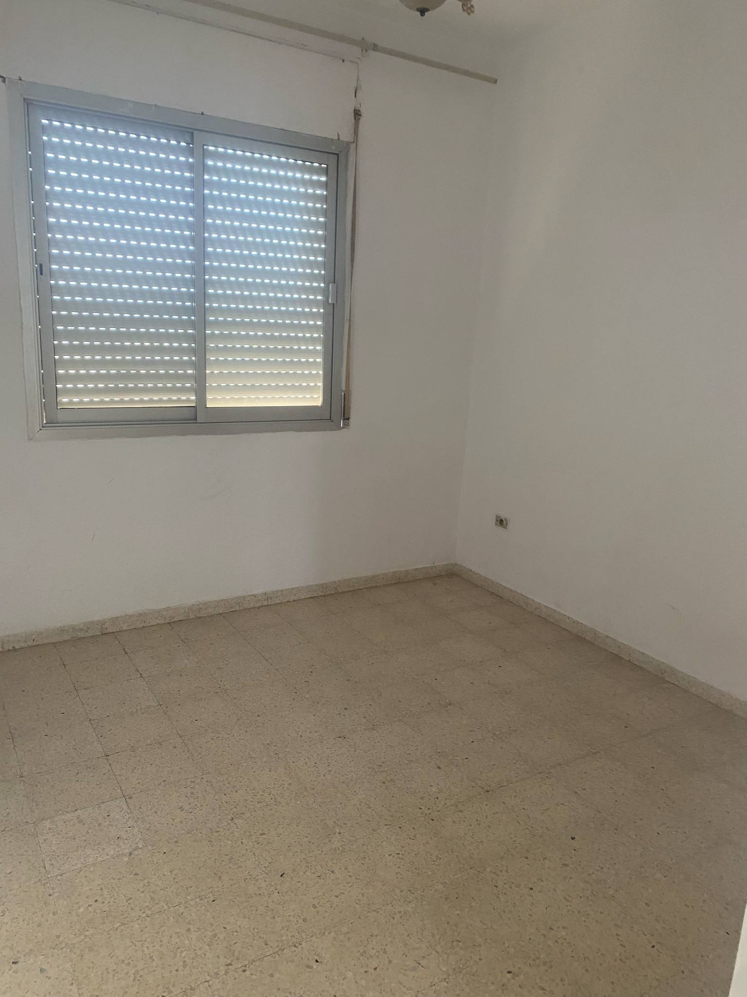 El Menzah El Manar 1 Location Appart. 1 pice S1 au 4me tage manar 1