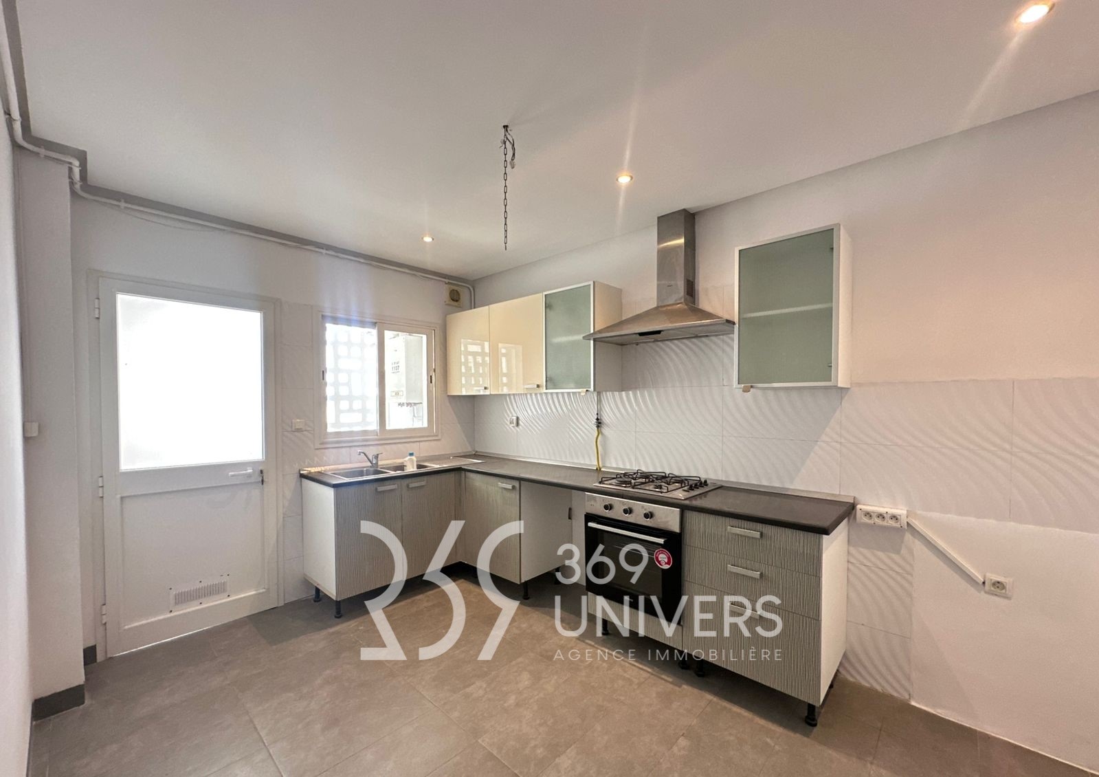 La Marsa Cite El Khalil Location Appart. 2 pices Appartement avec balcon  la marsa ref ra153