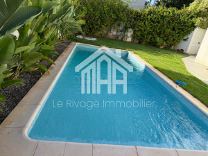 La Marsa Marsa Ennassim Location Maisons Une villa avec jardin et piscine s4  ref385a