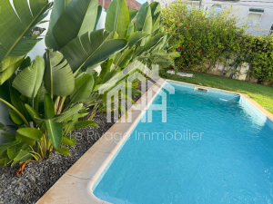 La Marsa Marsa Ennassim Location Maisons Une villa avec jardin et piscine s4  ref385a