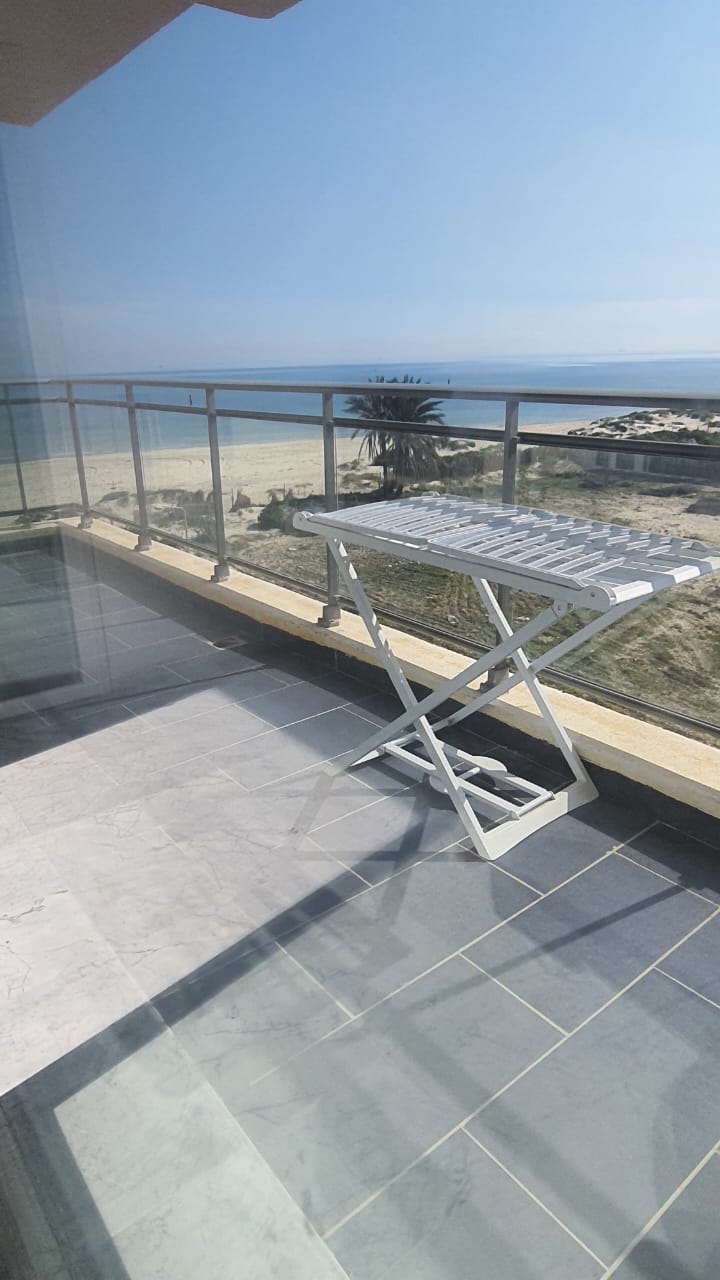 Hammam Sousse Cite De La Plage 1 Location vacances Appart. 3 pices S2 vue mer latral evasion garantie hammam sousse