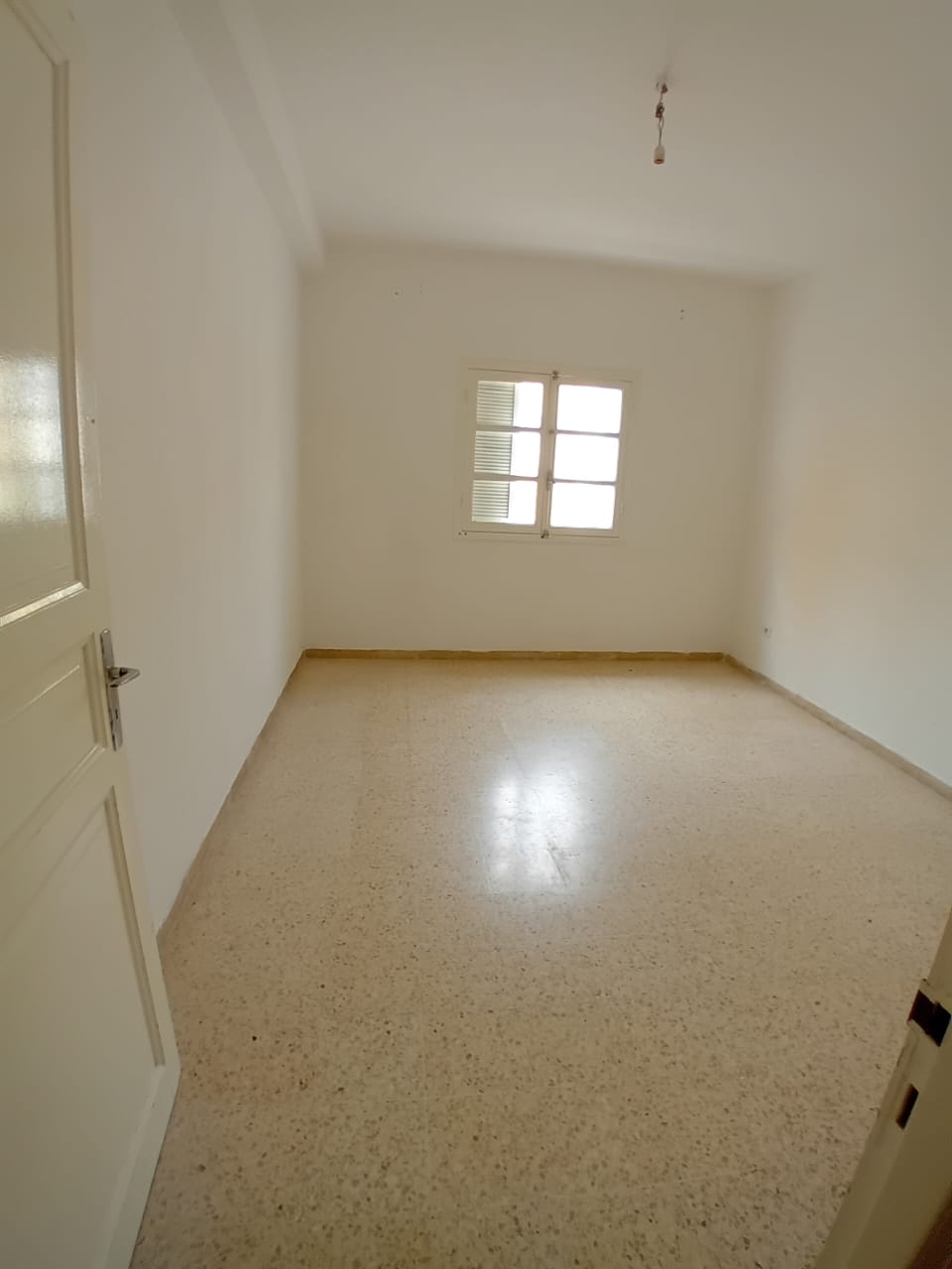 El Mourouj El Mourouj Location Appart. 2 pices Appart s plus 1 a cots de station agil mourouj 6