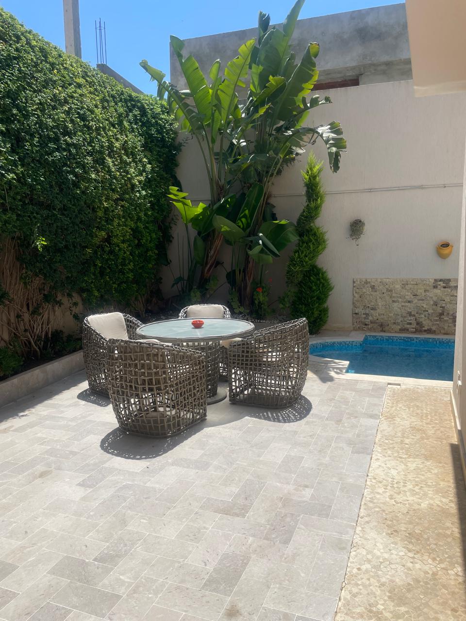 La Marsa Cite El Khalil Vente Duplex Triplex avec piscine  cit el khalil