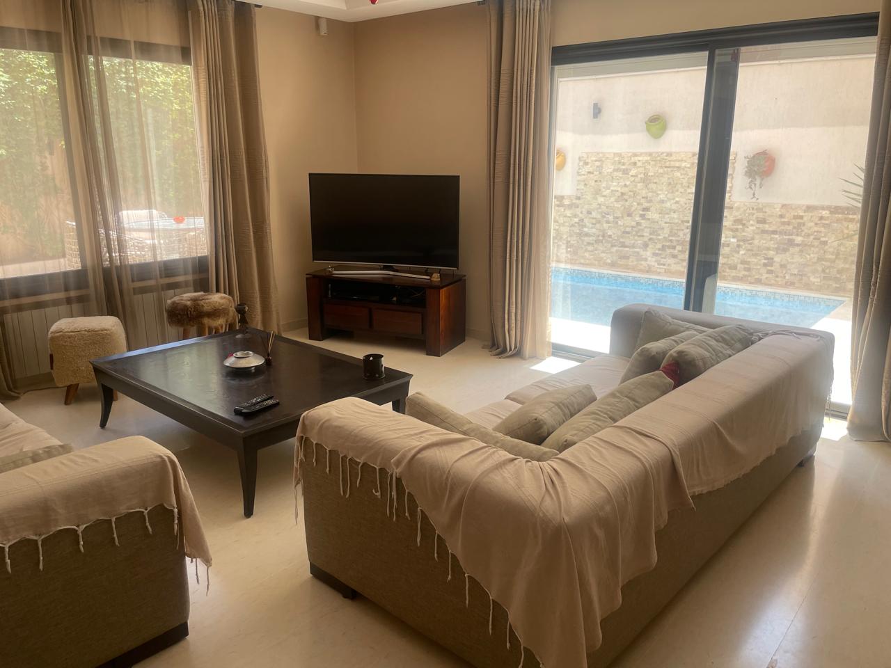 La Marsa Cite El Khalil Vente Duplex Triplex avec piscine  cit el khalil