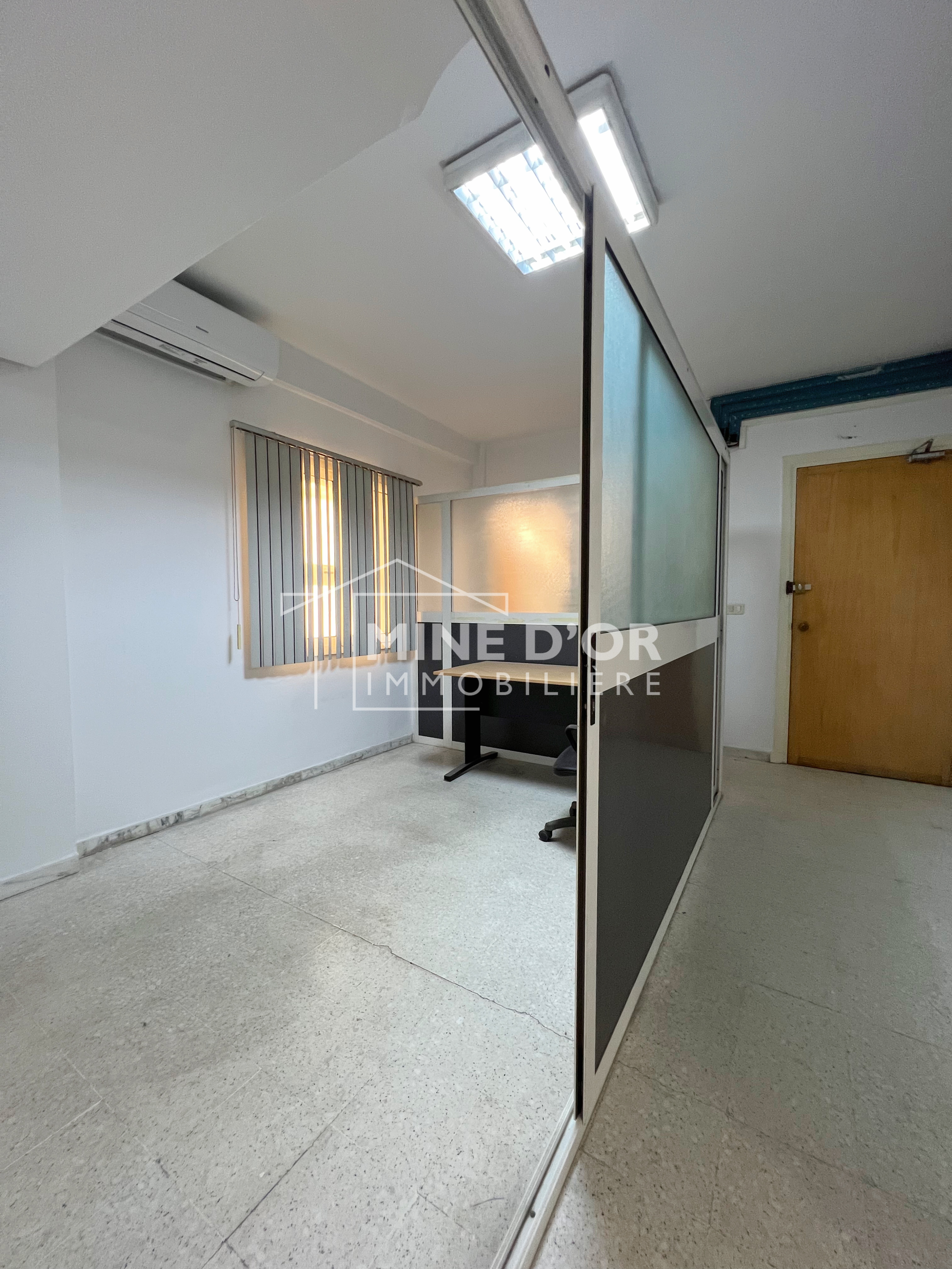 Bab Bhar Montplaisir Bureaux & Commerces Bureau Al bureau h3 meubl a monplaisir