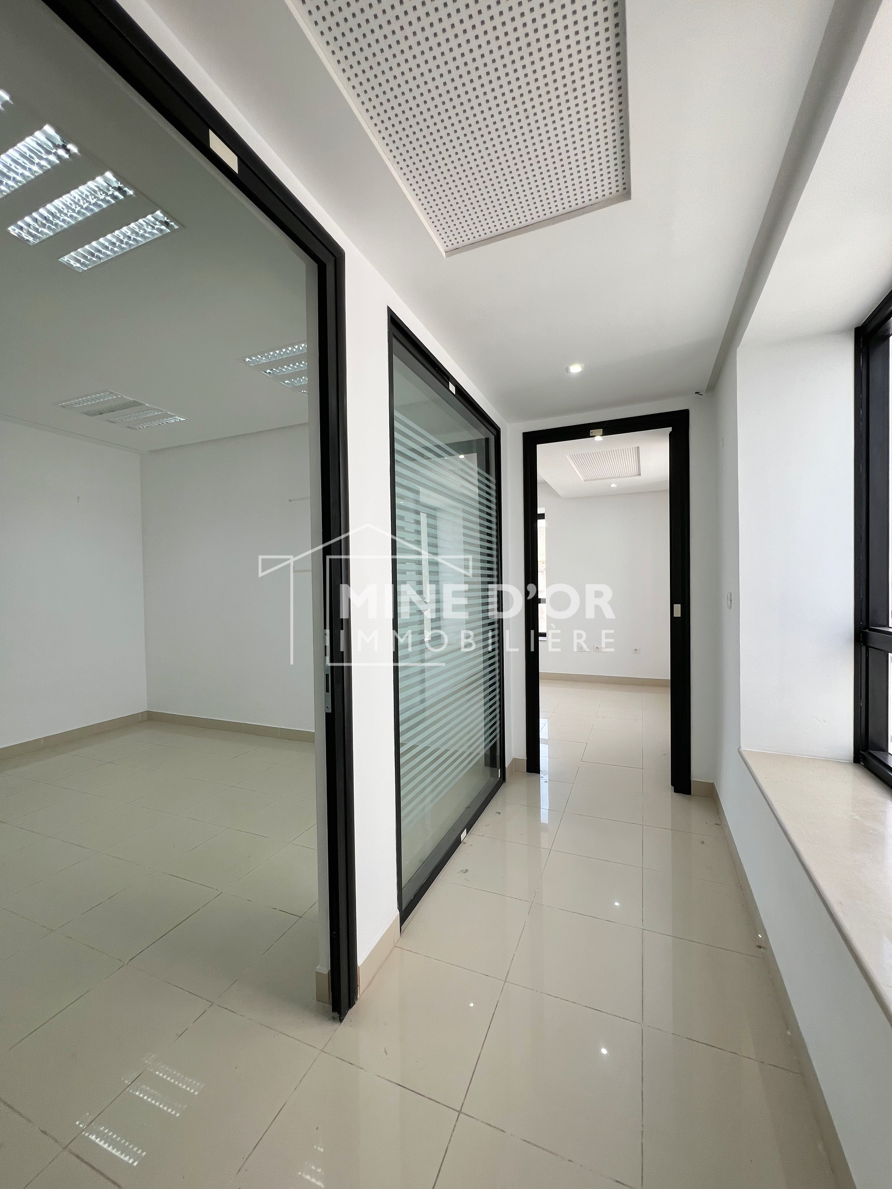 Bab Bhar Montplaisir Bureaux & Commerces Bureau Al bureau h2 haut standing  monplaisir