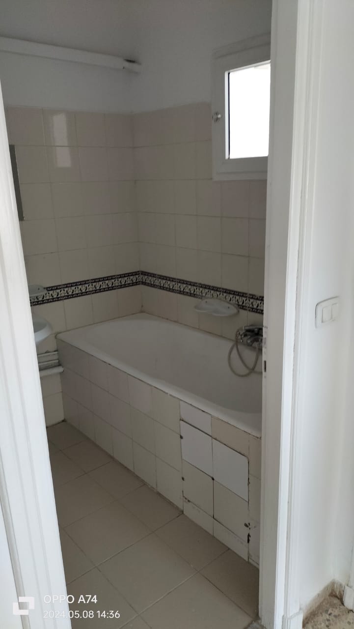 Rades Ville Sportive Location Appart. 4 pices Appartement s3