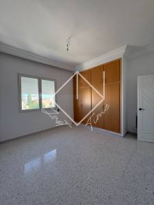 Ariana Ville Riadh Landlous Location Appart. 1 pice Etage de villa s4    riadh ref193a