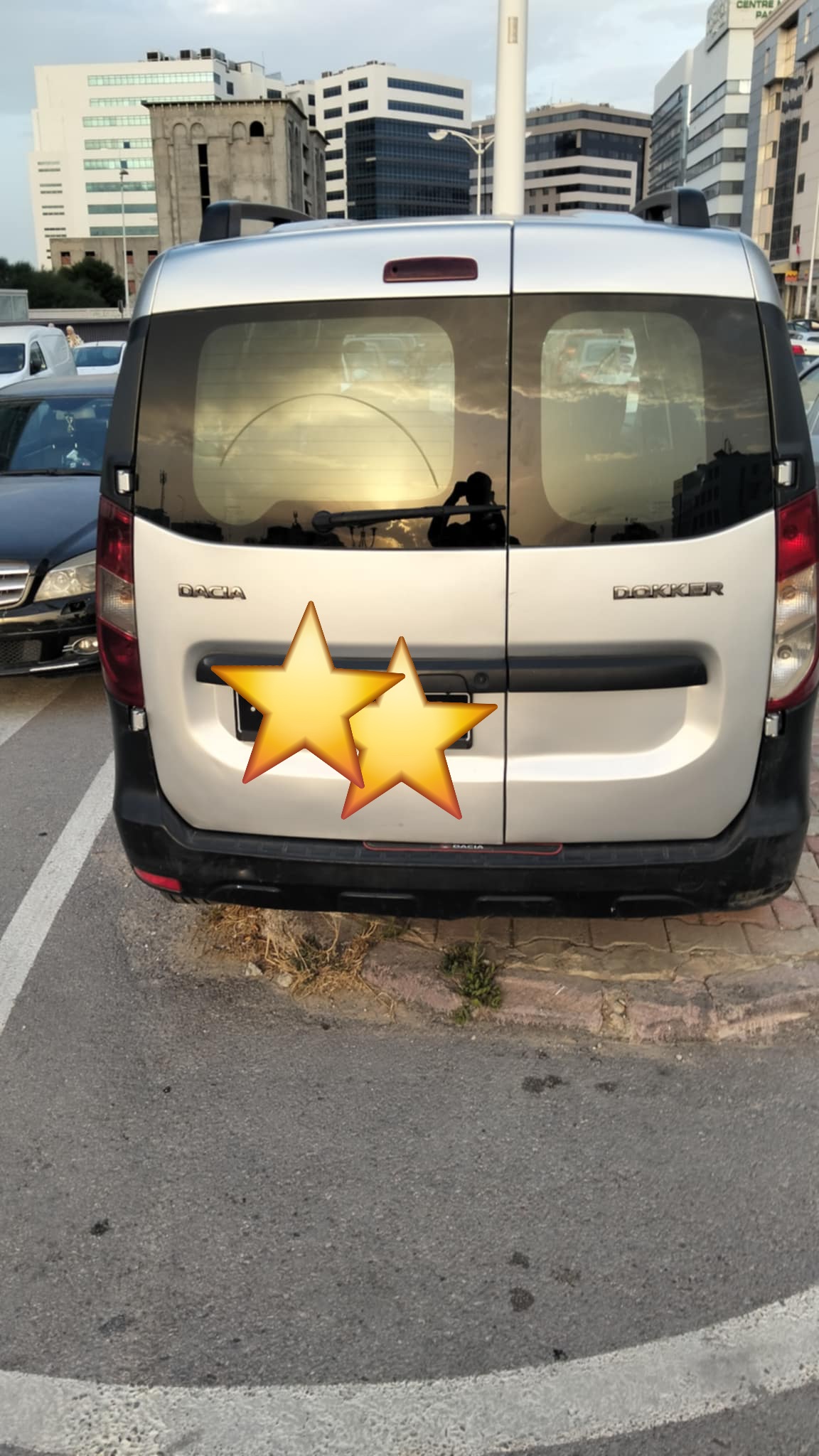 Bab Souika Bab Souika Dacia Autre Modle Voiture commercial etat neuf