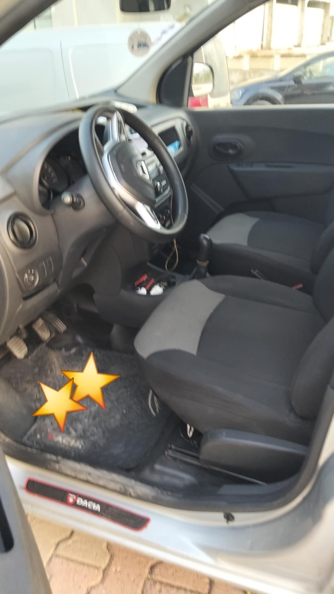 Bab Souika Bab Souika Dacia Autre Modle Voiture commercial etat neuf