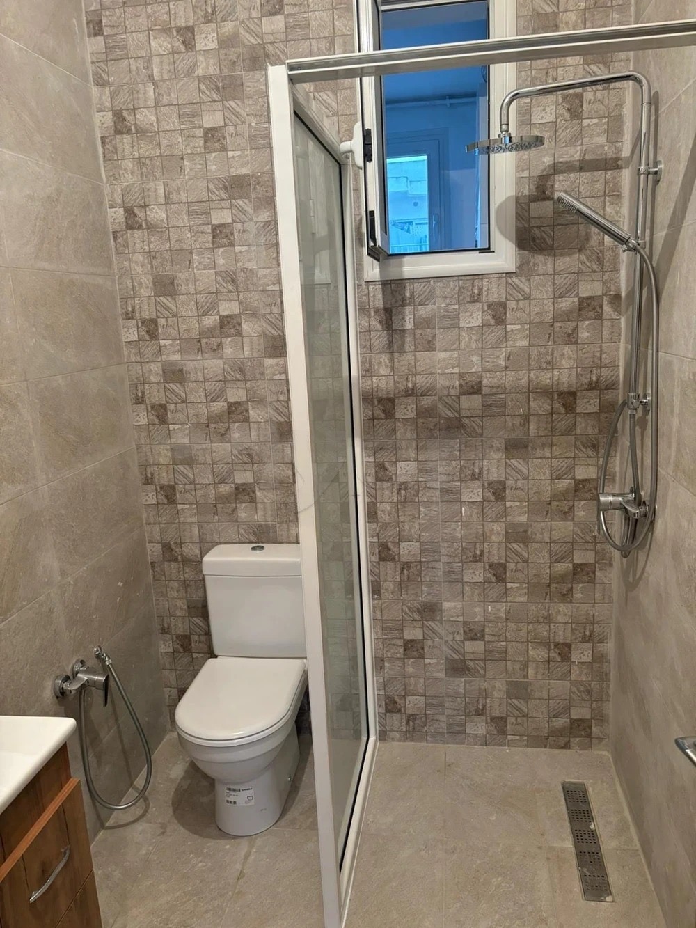El Menzah El Manar 2 Location Appart. 3 pices Un appartement s2  manar 2
