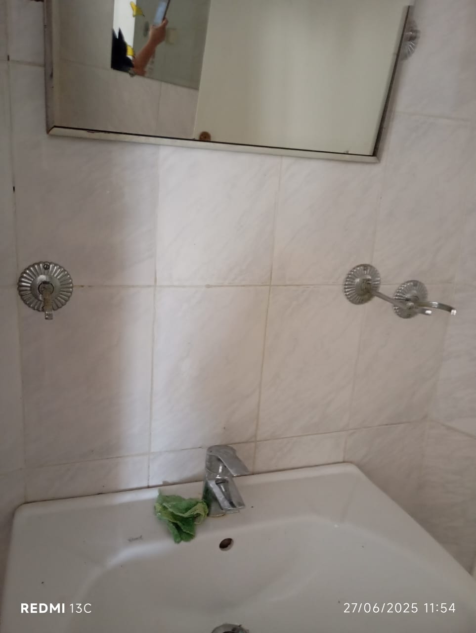 Ariana Ville Cite Ennasr 2 Location Appart. 4 pices Un agrable appartement s3  ennasr 2