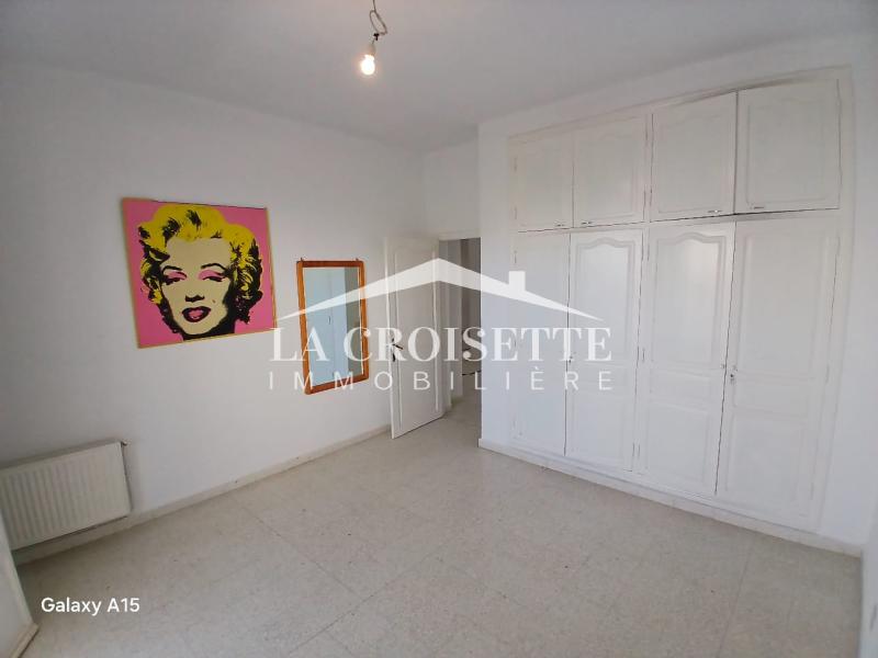 La Marsa Cite El Moustakbel (La Marsa) Location Appart. 5 pices+ S5  la marsa mel0540
