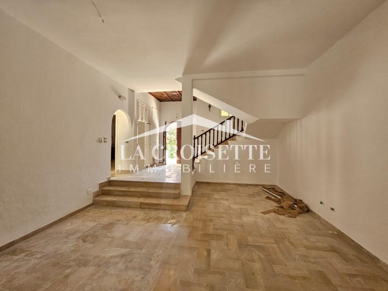 La Marsa Berge Du Lac Bureaux & Commerces Bureau Duplex s3 pour usage bureautique au lac1 zbl0525