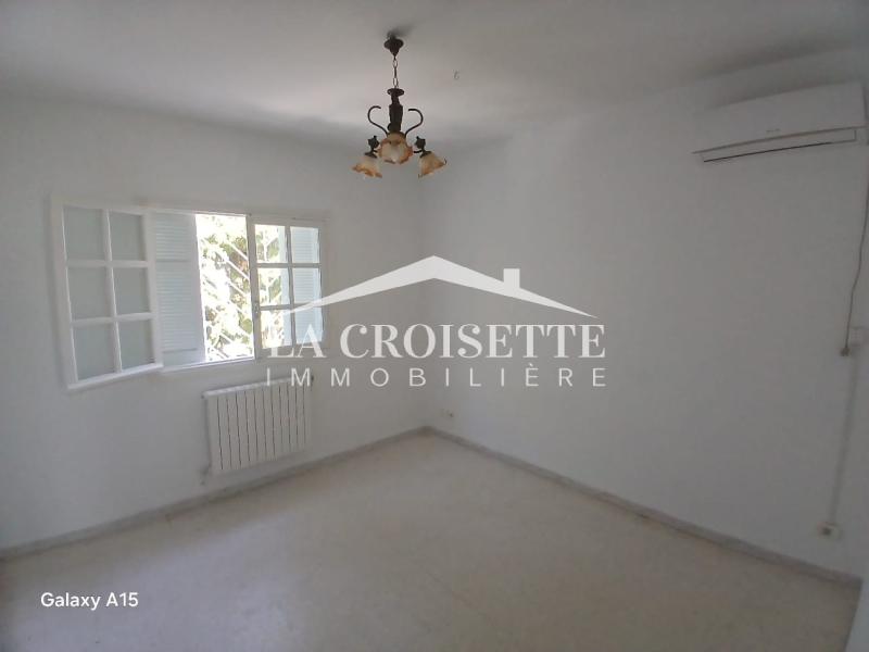 La Marsa Cite El Moustakbel (La Marsa) Location Appart. 5 pices+ S4  la marsa mel0543