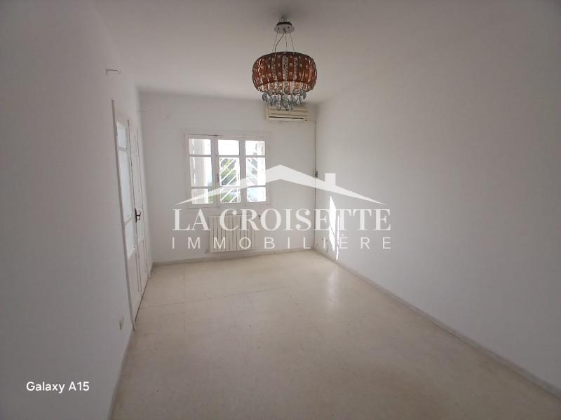La Marsa Cite El Moustakbel (La Marsa) Location Appart. 5 pices+ S4  la marsa mel0543