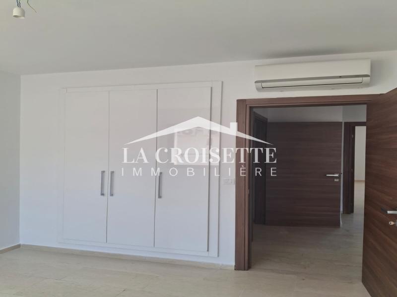 La Soukra La Soukra Vente Appart. 4 pices S3  la soukra zav1893