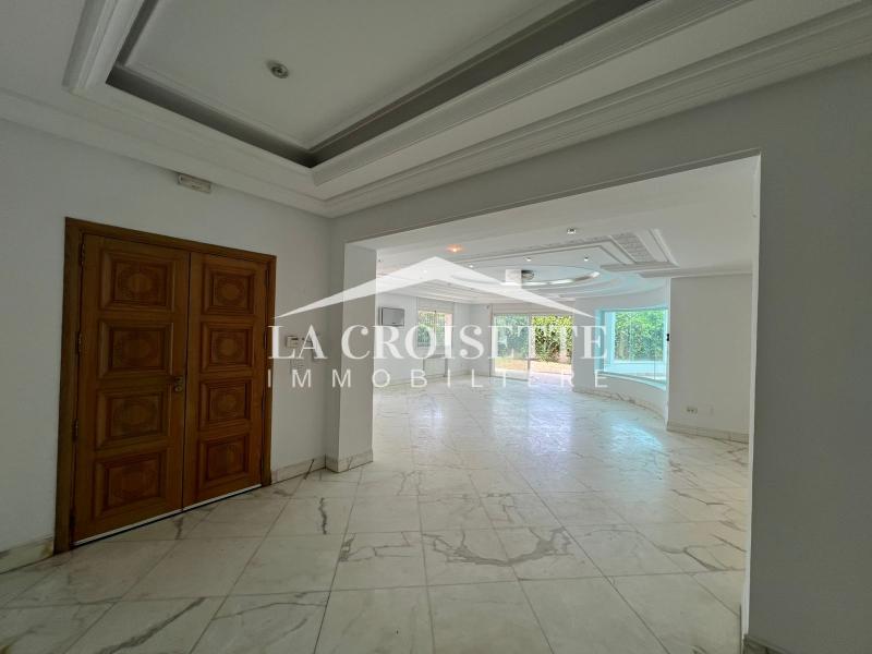 La Marsa El Aouina Location Maisons Villa s6 avec piscine  l'aouina zvl1704
