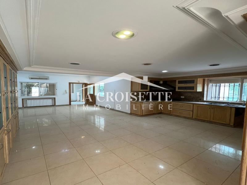 La Marsa El Aouina Location Maisons Villa s6 avec piscine  l'aouina zvl1704