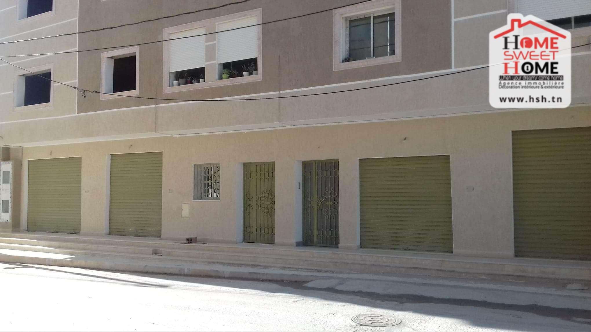 Mnihla Jardins d'el Menzah Bureaux & Commerces Autre Local lenara  jardins el manzah