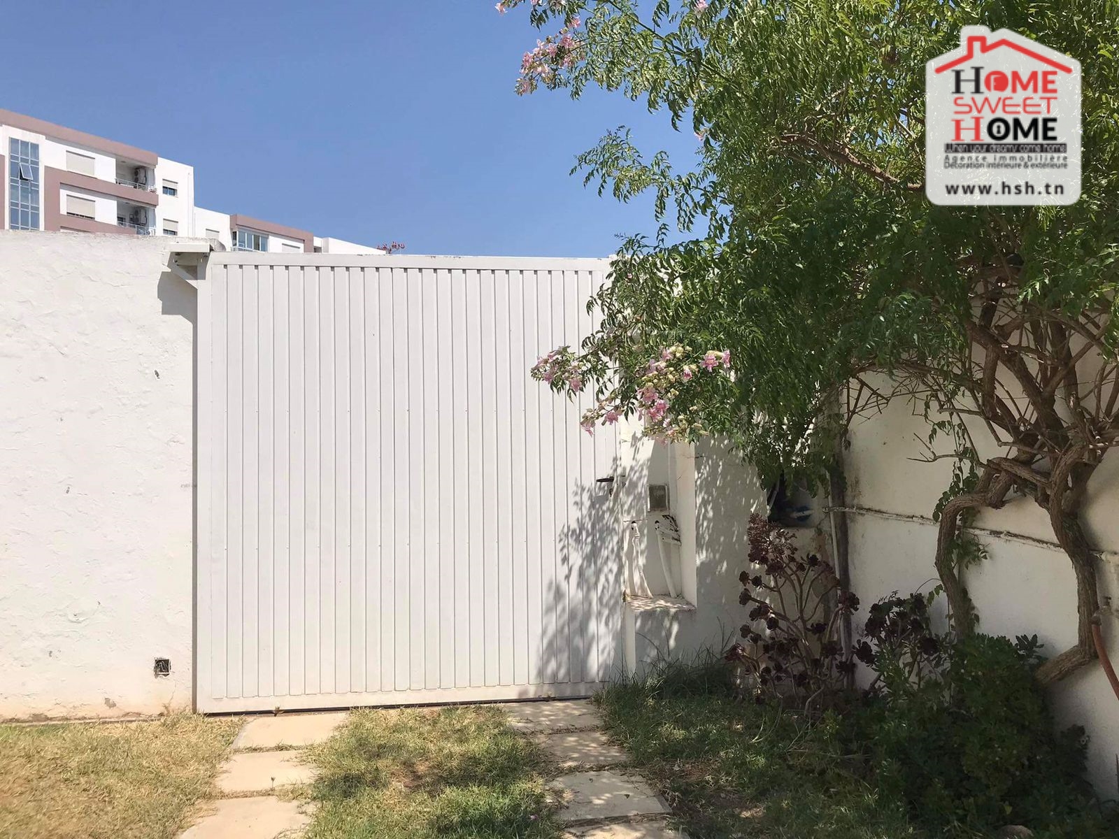 Ariana Ville El Menzah 8 Location Maisons Rdc de villa nafisa meubl   el manzah