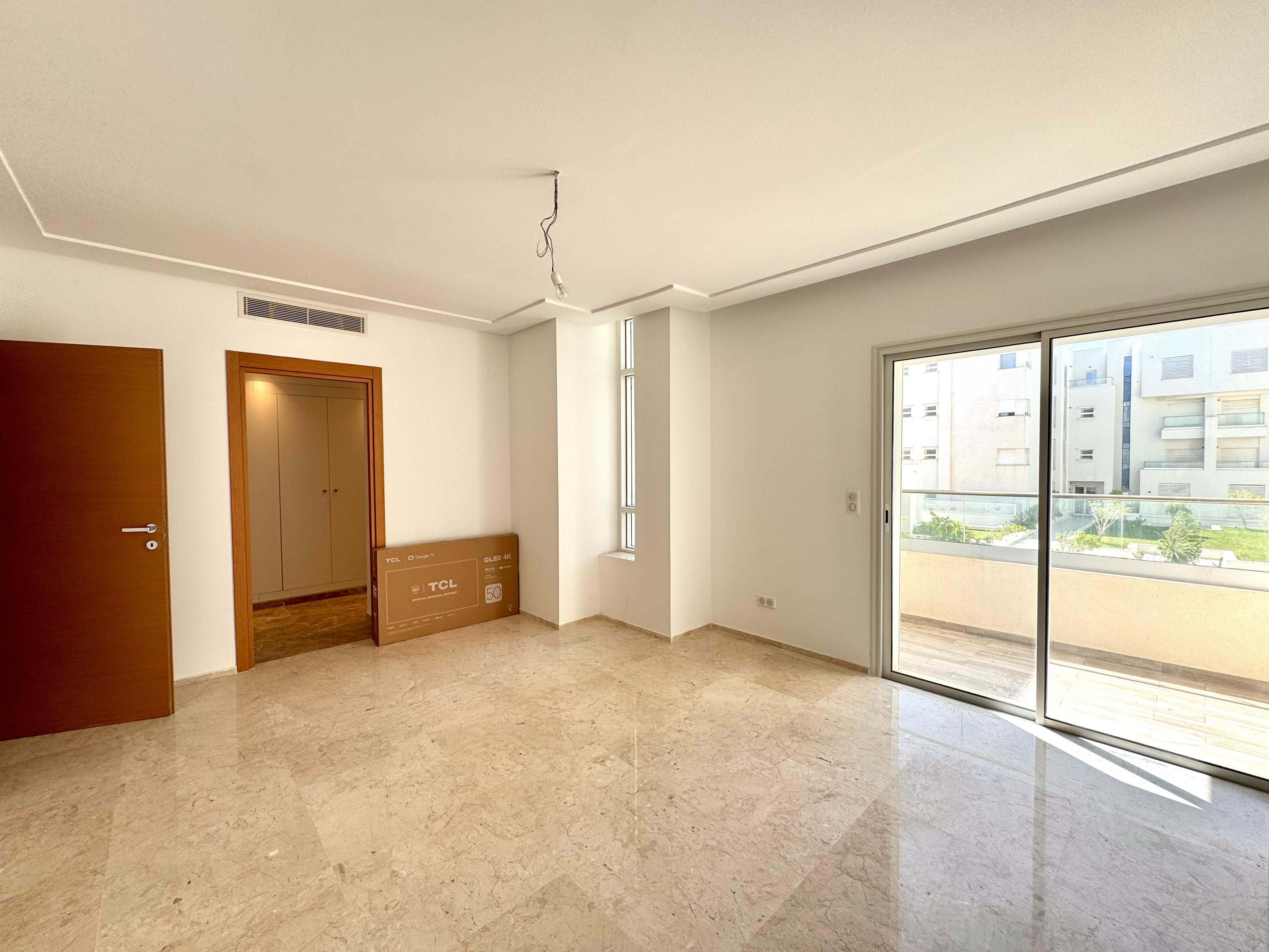La Marsa Gammart Location Appart. 4 pices Agrable duplex s3 avec piscine  gammarth