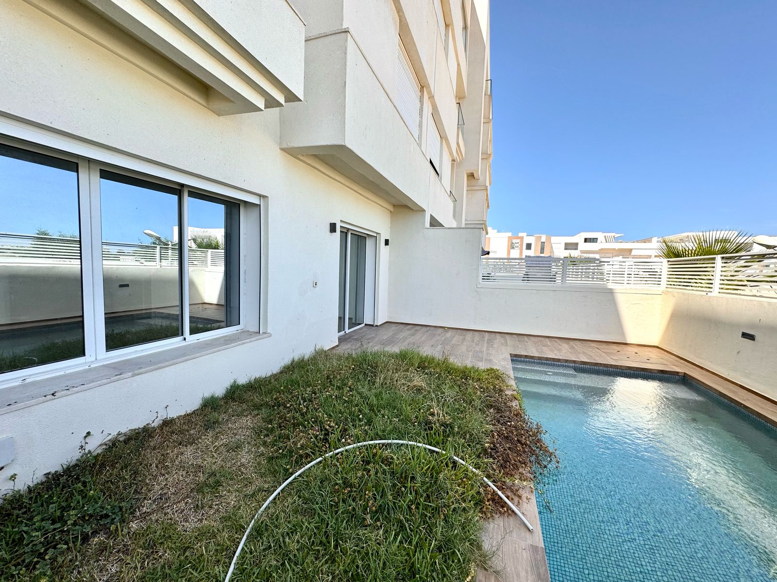 La Marsa Gammart Location Appart. 4 pices Agrable duplex s3 avec piscine  gammarth
