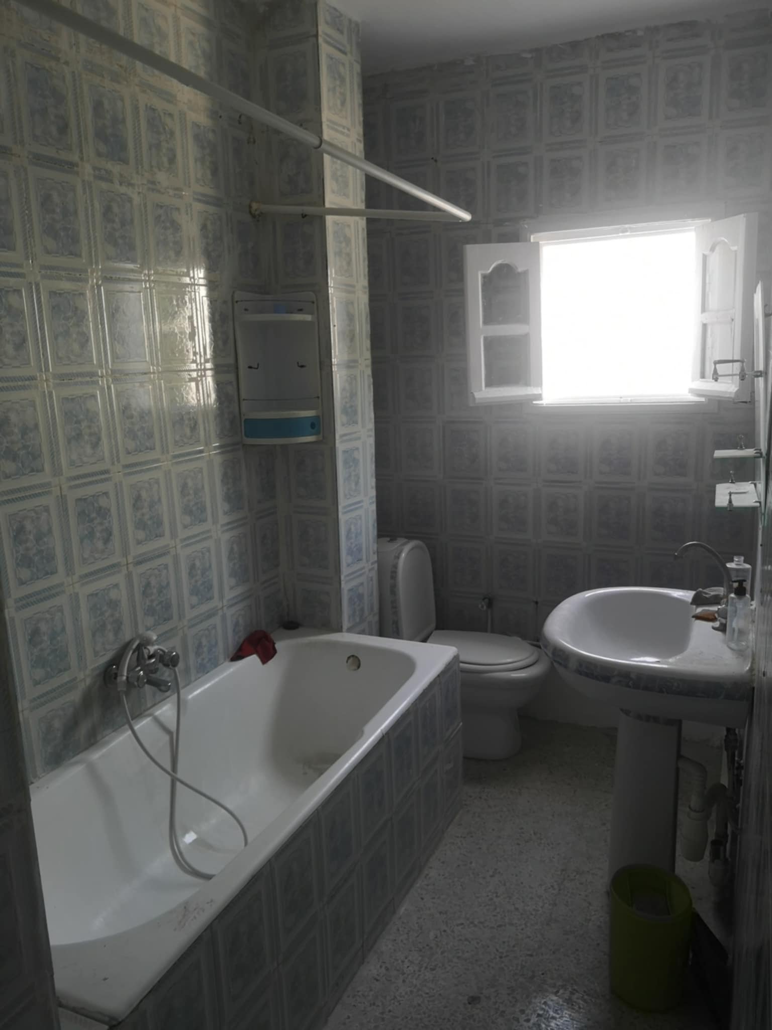 El Menzah El Menzah 9 Location Appart. 3 pices Rdc d'une villa s2 avec coin jardin menzah 9