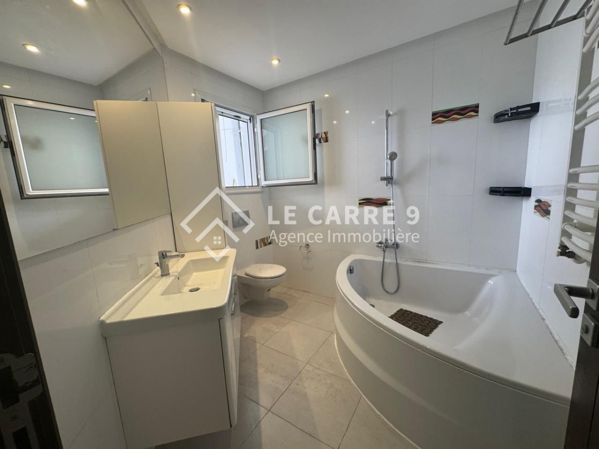 La Soukra La Soukra Location Appart. 3 pices S2 avec jardin  la soukra