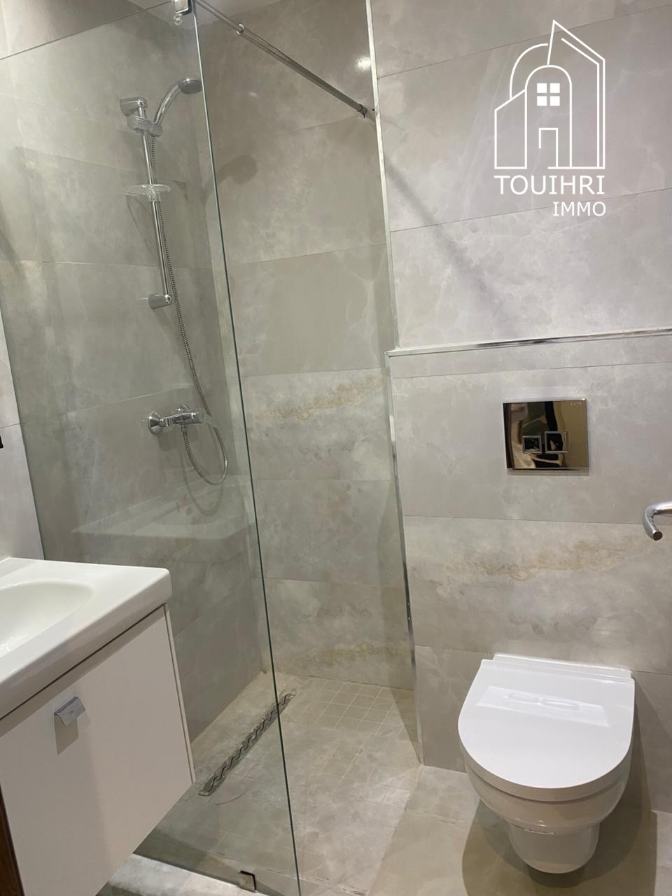 La Marsa El Aouina Location Appart. 2 pices Un appartement  s1  situe laouina