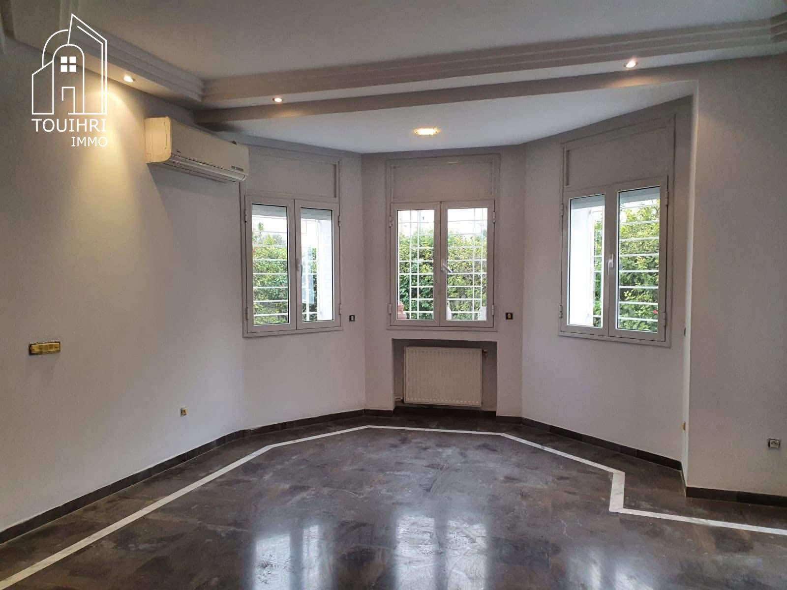 La Marsa Marsa Ennassim Location Appart. 5 pices+ Une maison vide situe a la marsa