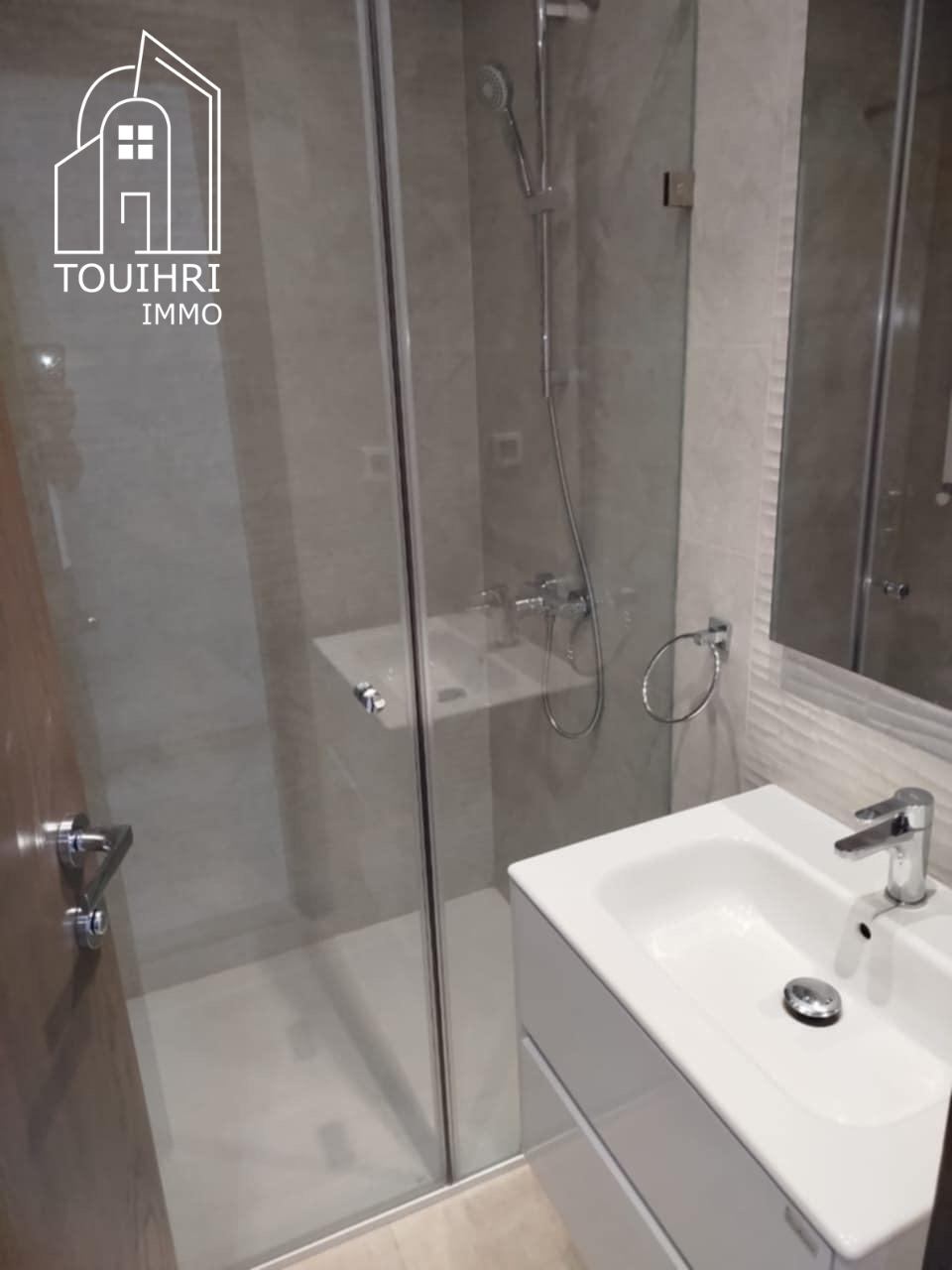 La Marsa El Aouina Location Appart. 3 pices Un appartement  s2 situe laouina