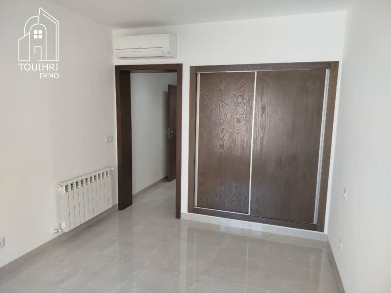 La Marsa El Aouina Location Appart. 3 pices Un appartement  s2 situe laouina