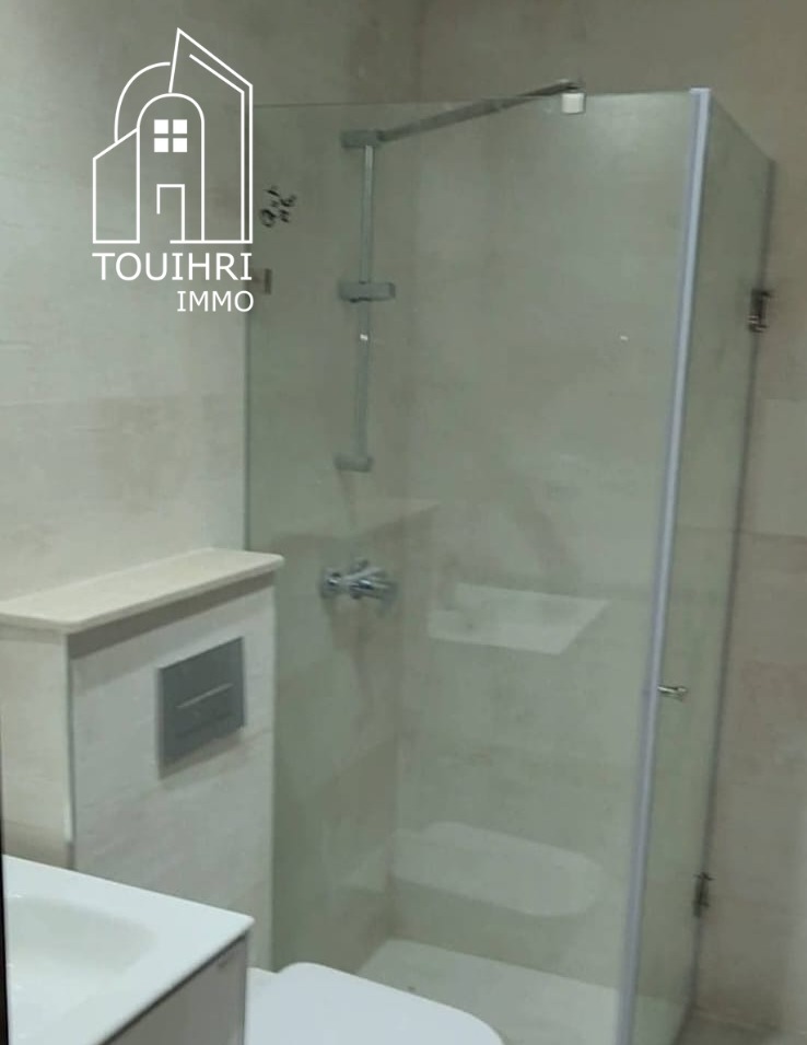 La Soukra La Soukra Vente Appart. 1 pice S0 suite  laouina wahat