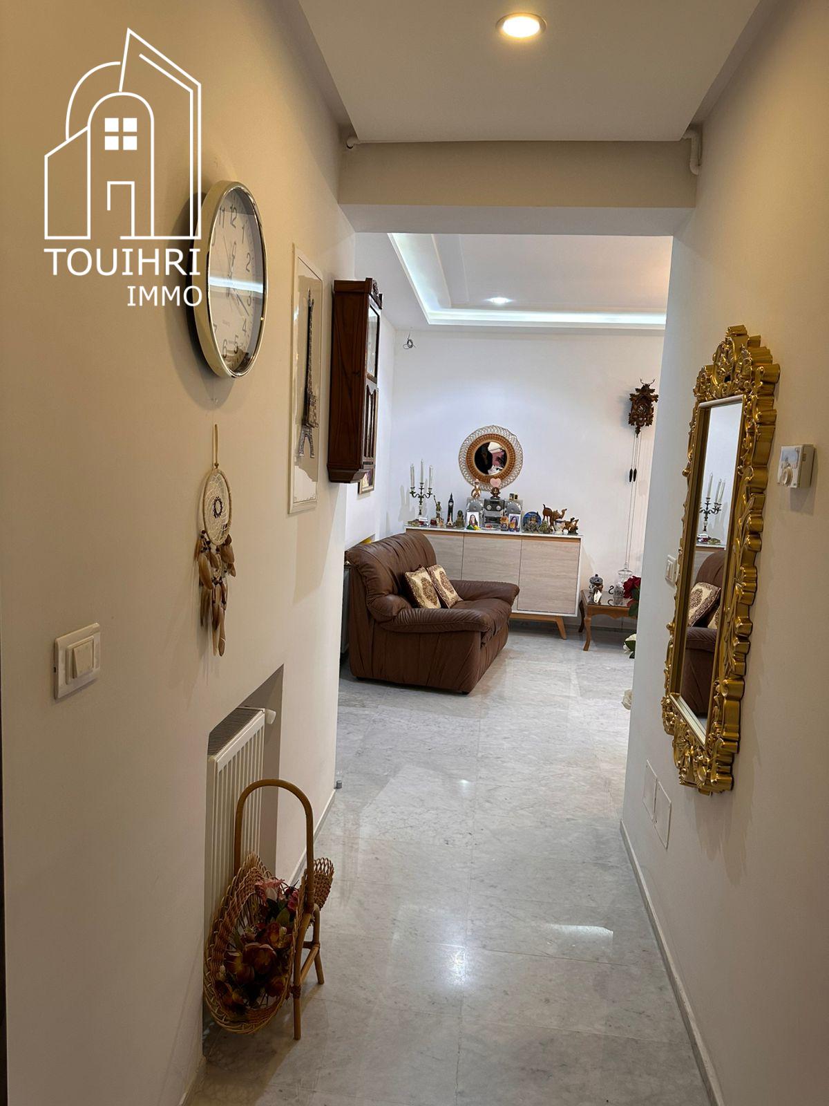 La Soukra La Soukra Location Appart. 3 pices Appartement s2 au 1tage situe la soukra