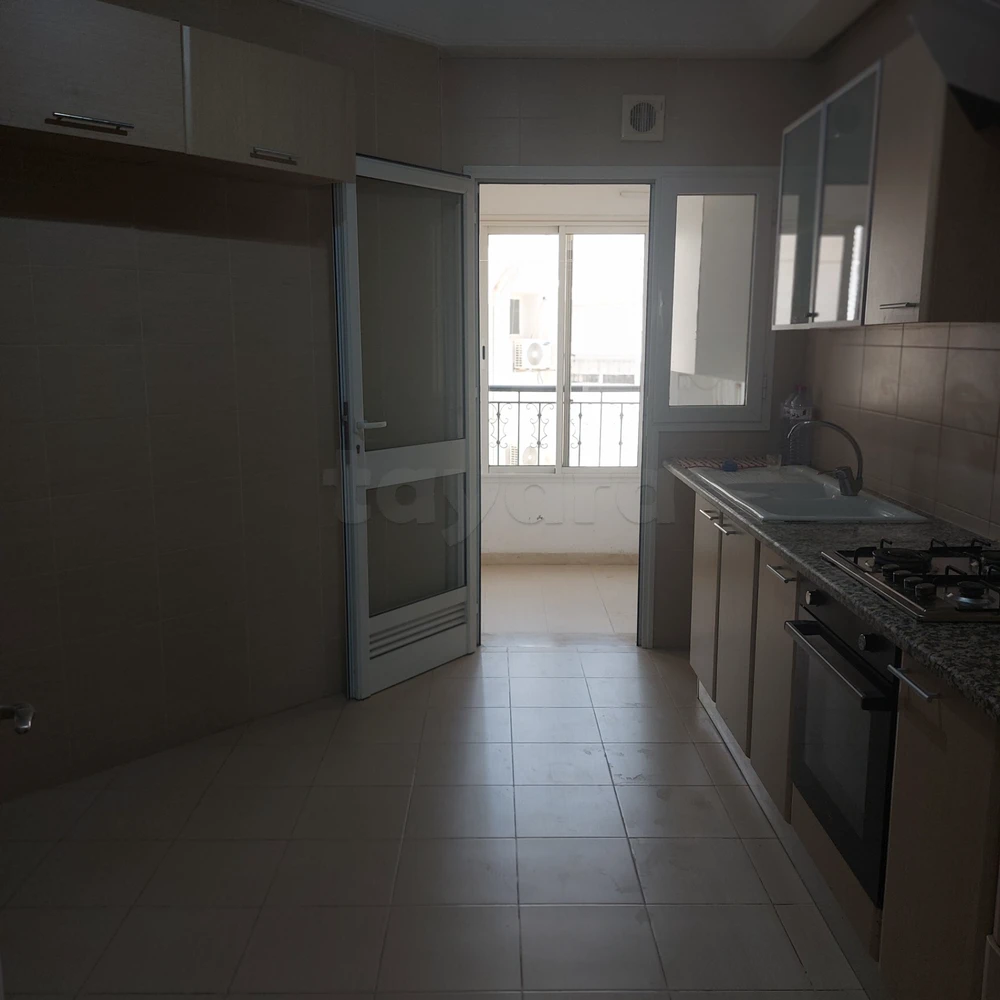 Mnihla Jardins d'el Menzah Location Appart. 3 pices S2 haut standing jardin d'el menzah 2