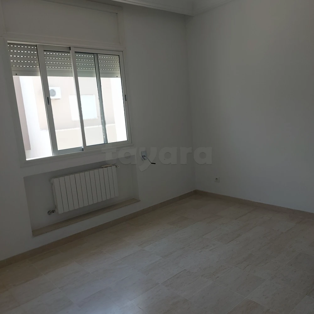 Mnihla Jardins d'el Menzah Location Appart. 3 pices S2 haut standing jardin d'el menzah 2