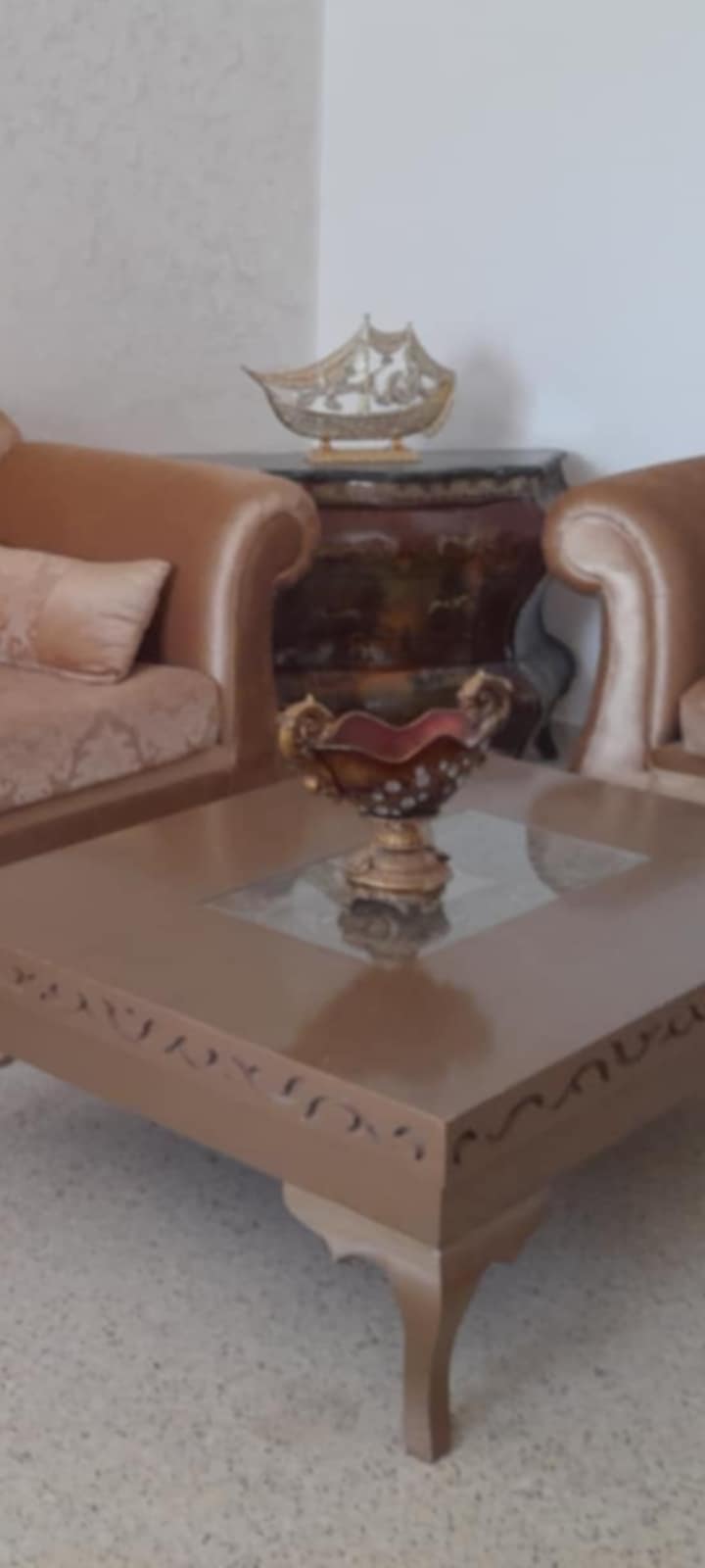 El Mourouj El Mourouj Salon - Salle  manger  Salons Salon beige quasi neuf
