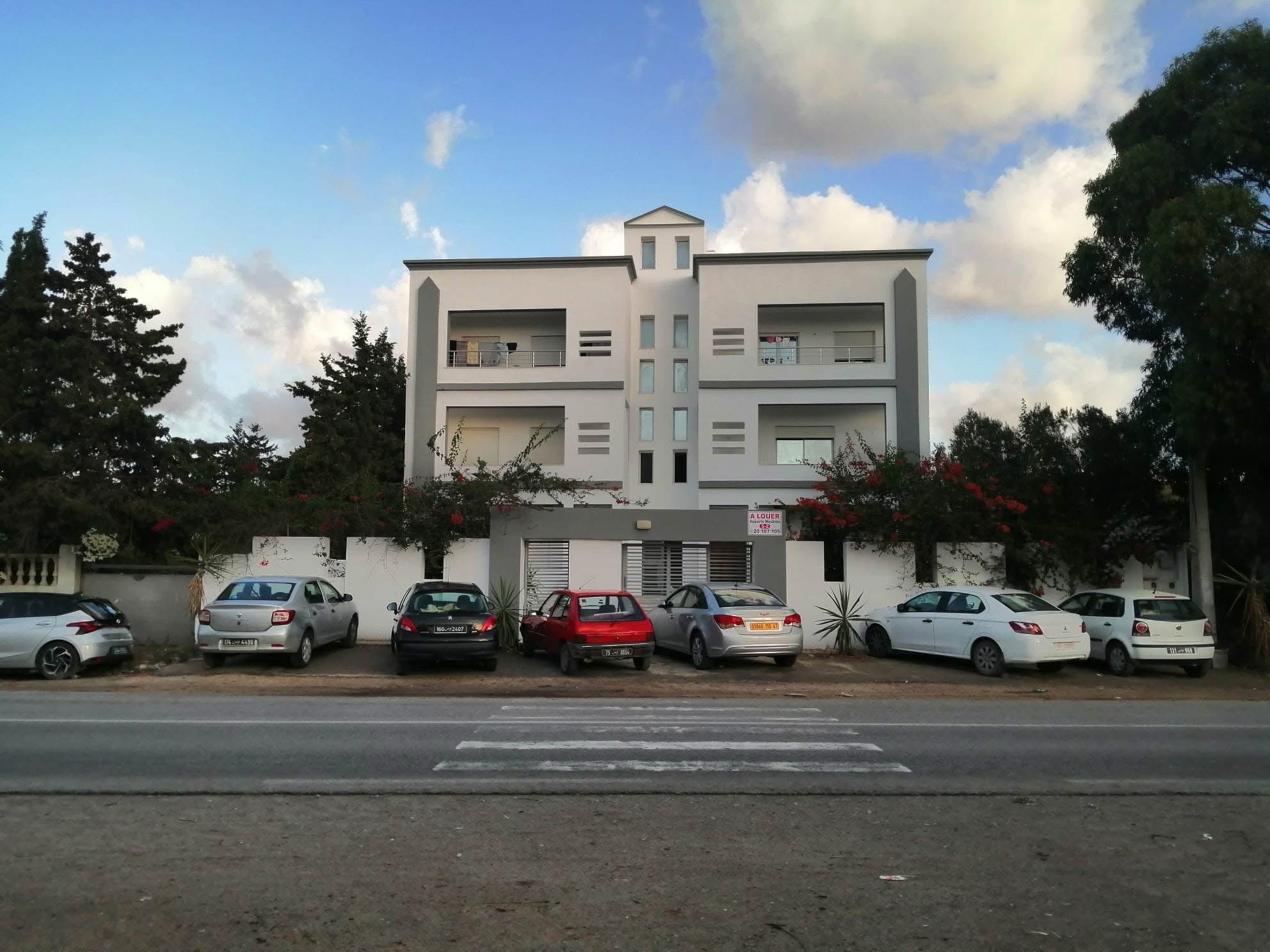 Hammam El Ghezaz Hammam El Ghezaz Location Appart. 2 pices Appartements avec terrasse vue sur mer