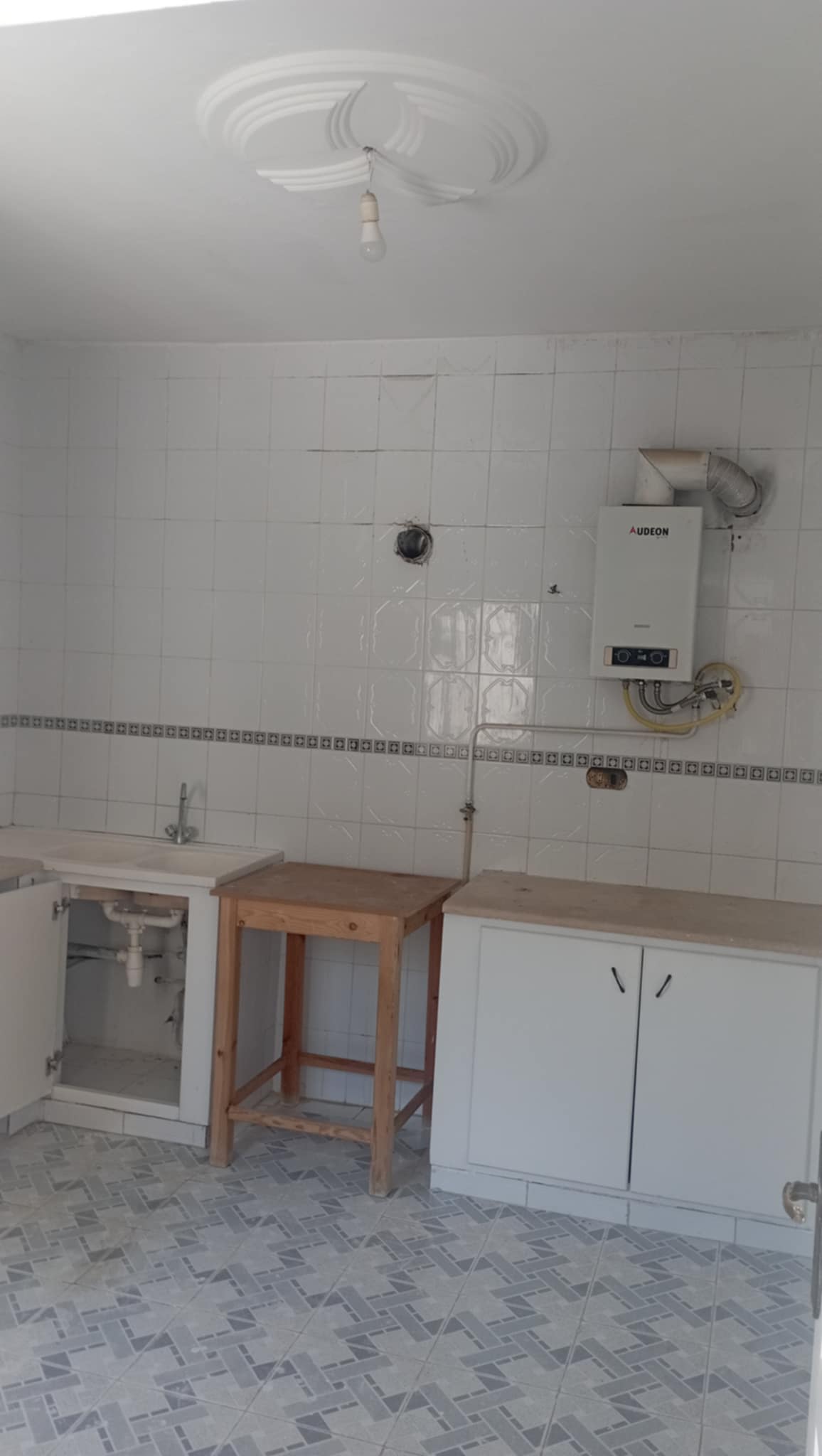 Ariana Ville Borj El Baccouche Location Appart. 2 pices Appartement a borj el bachouche pour des filles
