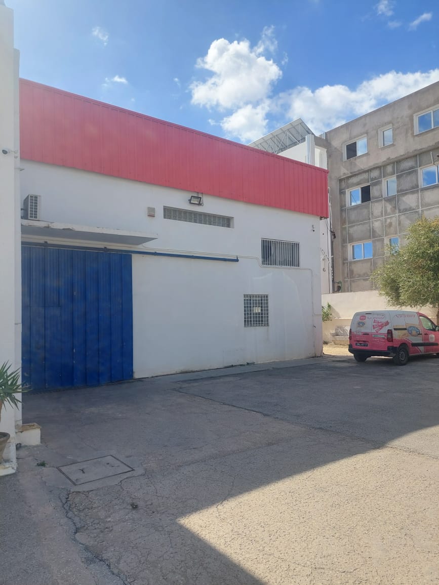 Ben Arous Ben Arous Sud Vente Autre Dpt situ en plein zone industrielle ben arous