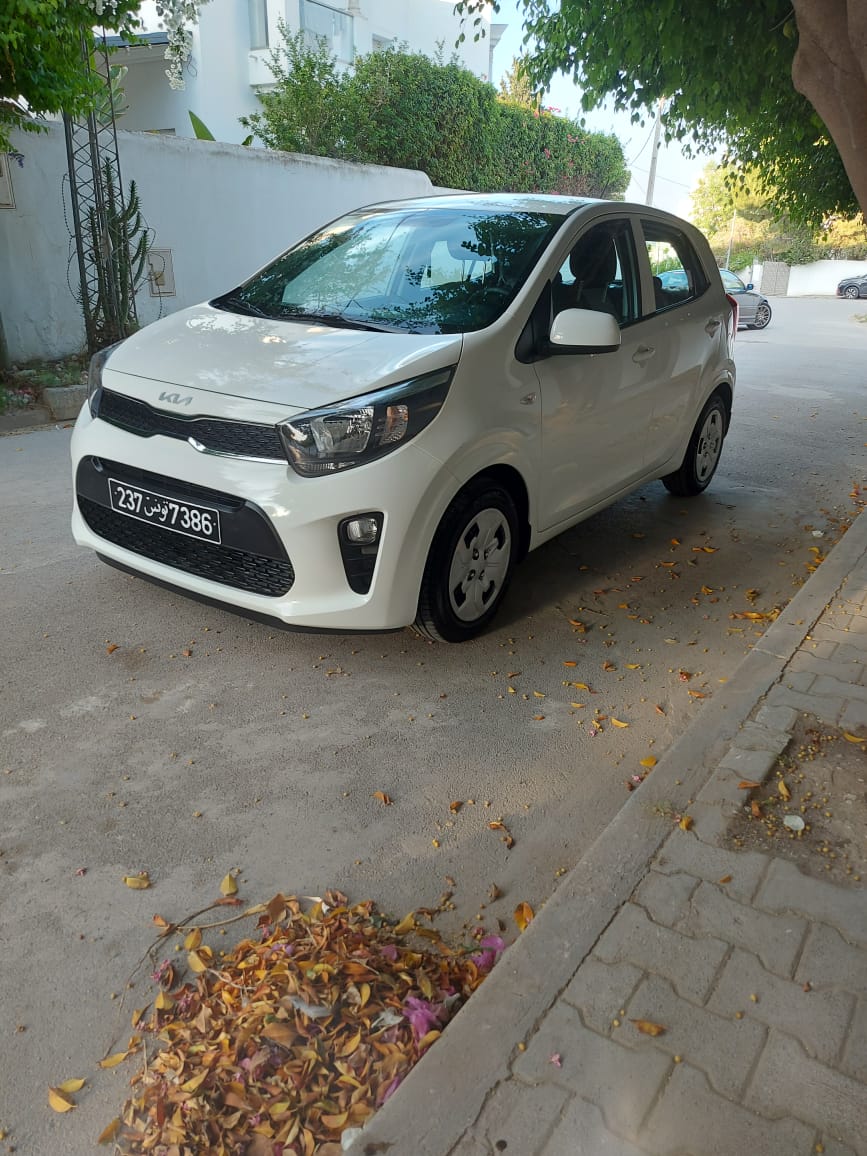 El Menzah Mutuelle Ville Kia Picanto Comme neuf