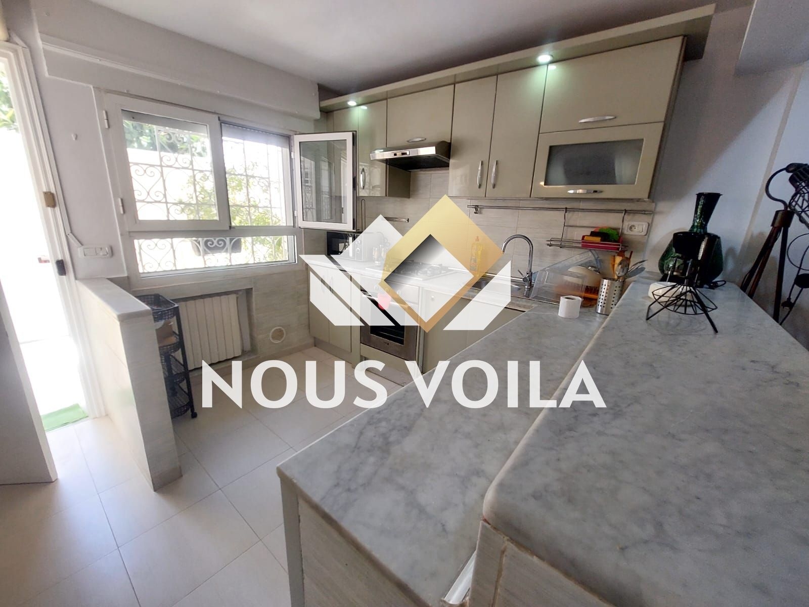 La Marsa Marsa Ennassim Location Appart. 2 pices S1 meubl avec terrasse  la marsa alm0006