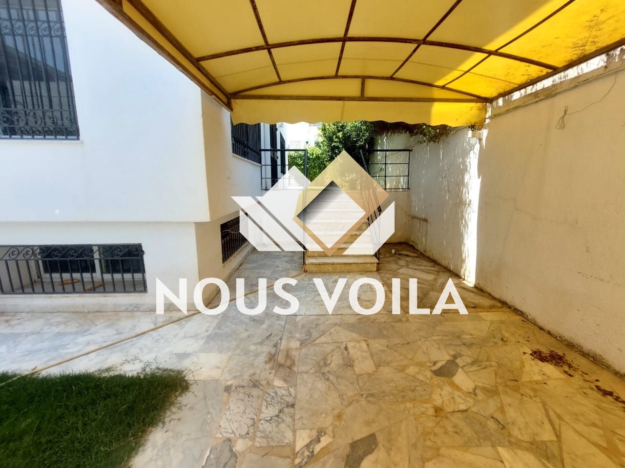 La Marsa Cite Du Stade Location Maisons Villa s4 avec jardin  la marsa vlm0009