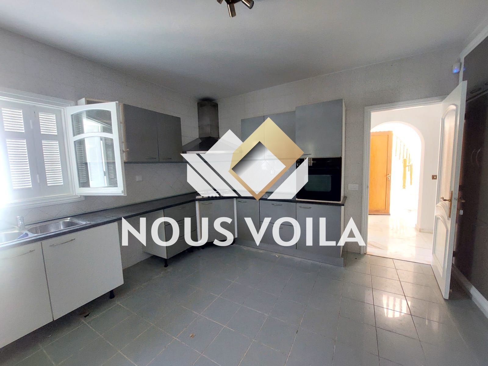 La Marsa Gammart Location Maisons Villa s4 avec jardin  gammarth vlg0012