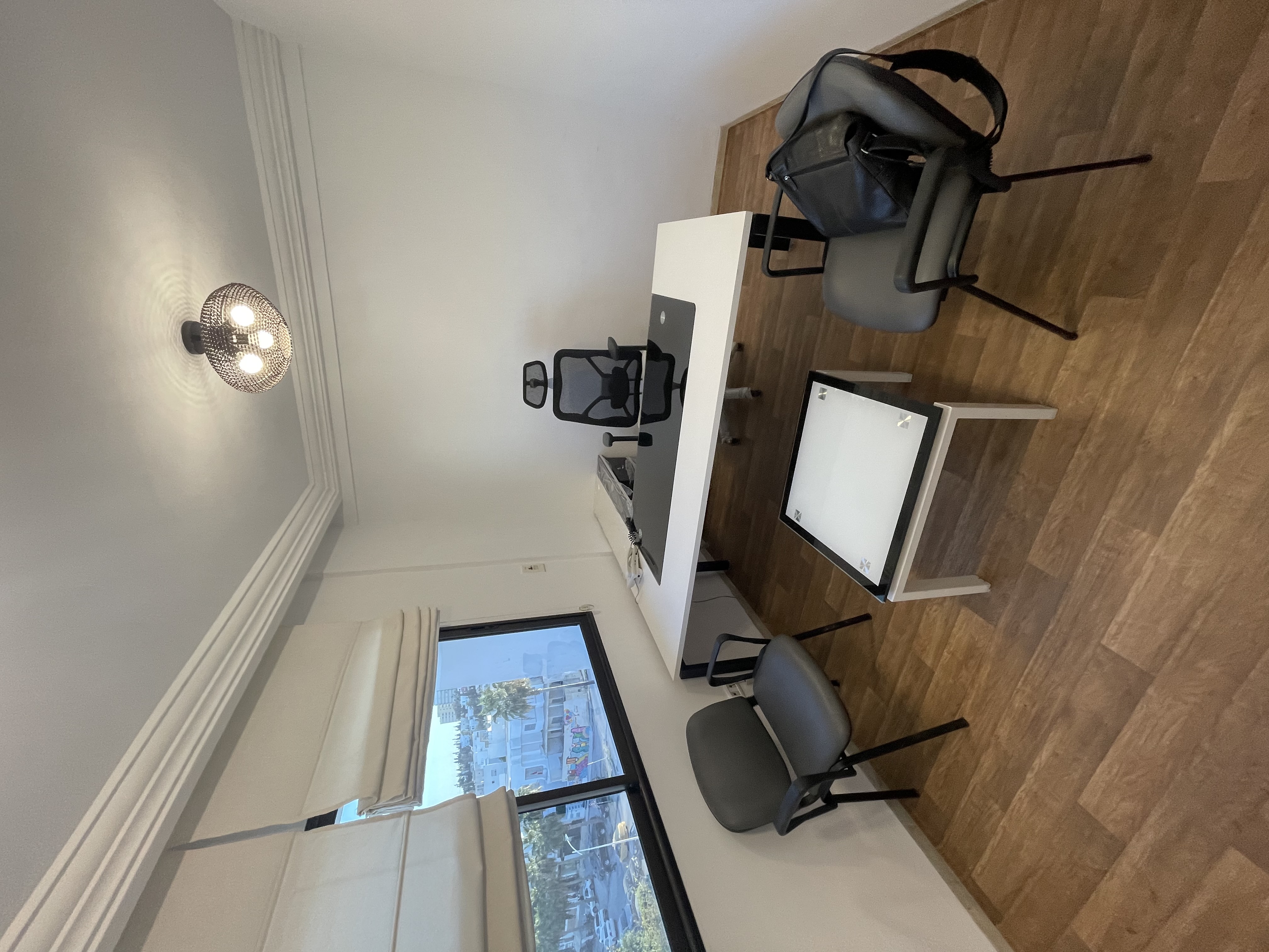 Ariana Ville El Menzah 8 Bureaux & Commerces Bureau Bureau meubl zone el menzah 8 tunis