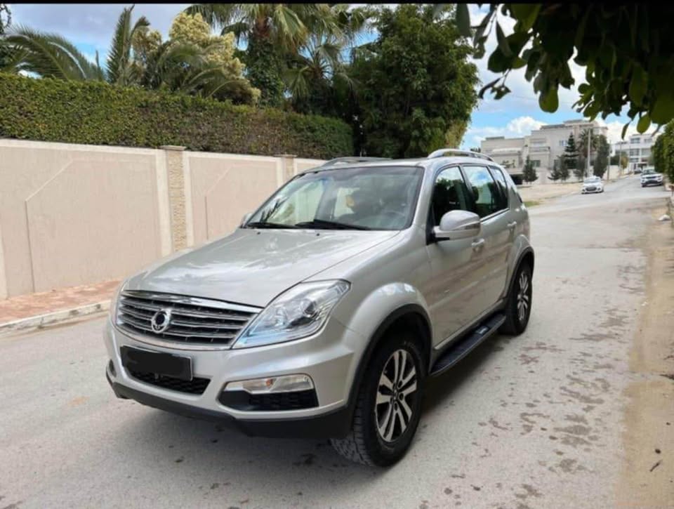 La Soukra Charguia 2 Ssangyong Rexton Ssangyong rexton 7 place